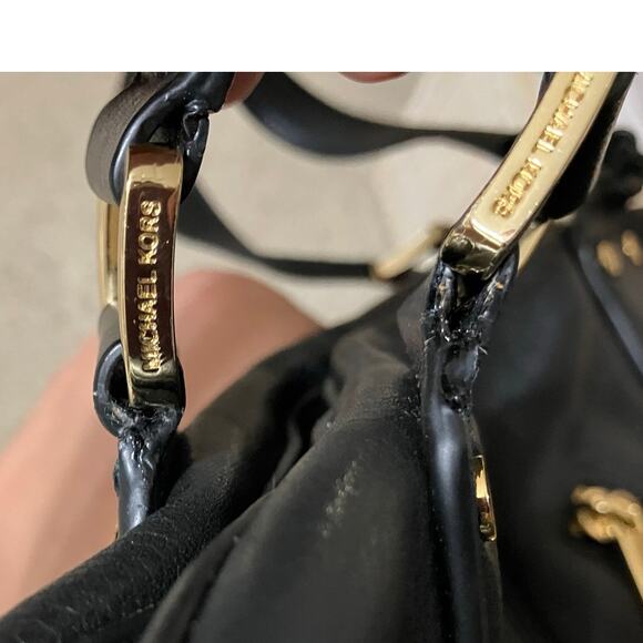 MICHAEL KORS, LARGE BLACK PEBBLED LEATHER WOMENS HADNBAG - Picture 16 of 16